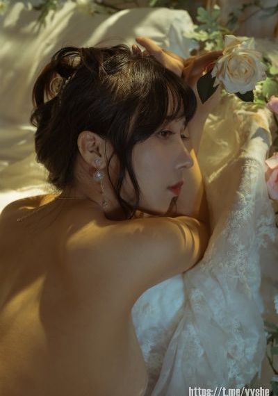 巨乳少妇c逼_蓝光全集免费观看