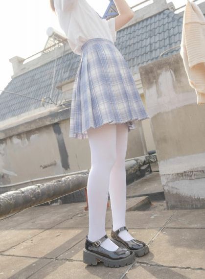 美女电影免费看_日本电影视频网址大全