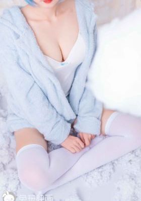 伸进内裤揉到高潮嗯啊闺蜜小说_HD电影在线观看