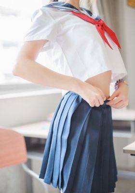 一级黄色美女靠逼逼_BD英语手机在线观看